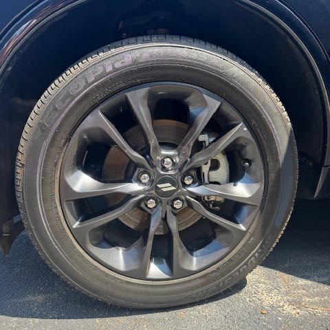Used 2025 Dodge Durango GT w/ Blacktop Package AWD/4WD image 17