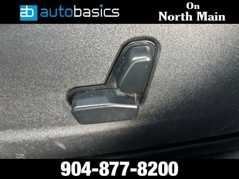 Used 2019 Dodge Charger SXT w/ Leather Interior Group RWD image 24
