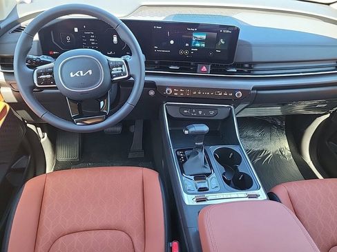 New 2026 Kia Carnival SX image 16