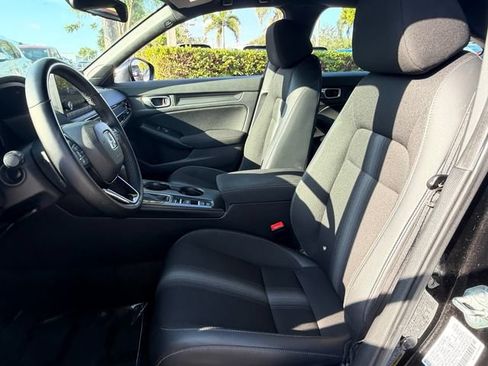 Used 2024 Honda Civic Sport image 11