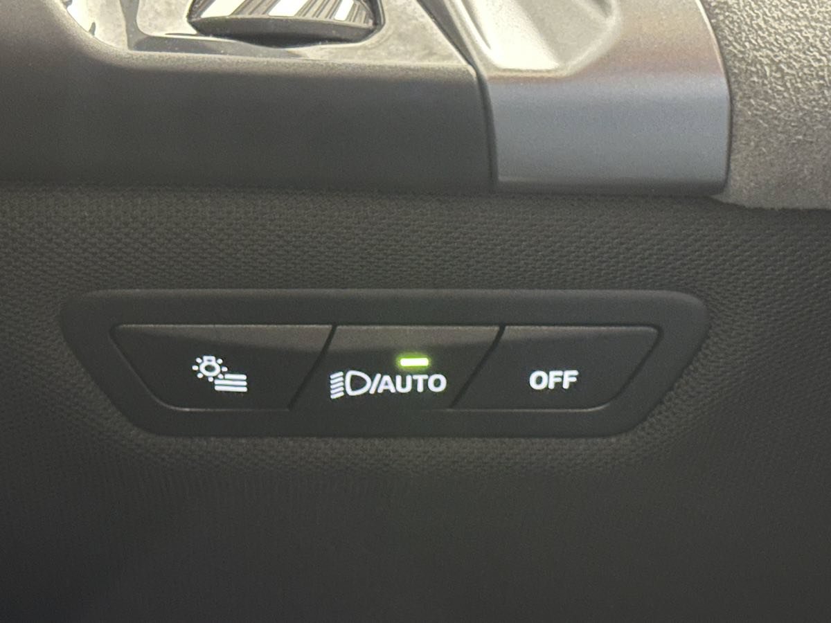 Used 2026 BMW iX M70 AWD/4WD image 43