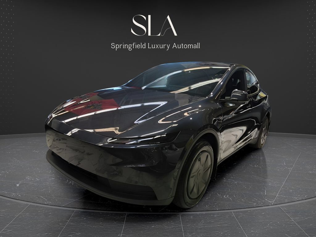Used 2026 Tesla Model Y 2WD image 4