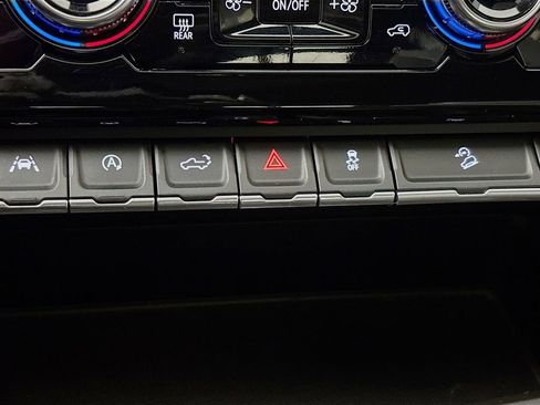 Used 2022 GMC Sierra 1500 AT4 w/ AT4 Preferred Package image 41