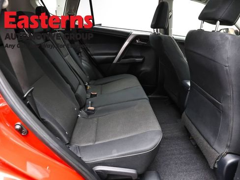 Used 2017 Toyota RAV4 XLE AWD/4WD image 24