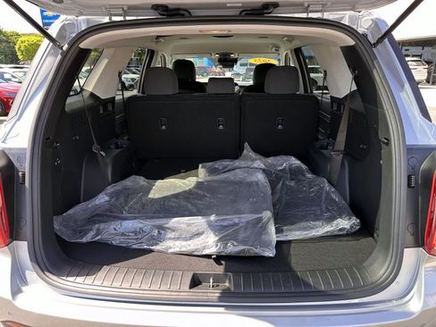 Used 2025 Hyundai Palisade SE AWD/4WD image 7