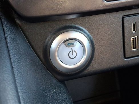 Certified 2023 Nissan Leaf S image 22