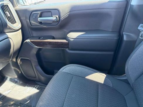 Used 2020 GMC Sierra 1500 Elevation w/ Elevation Value Package image 21