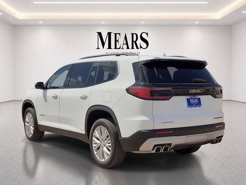 Used 2025 GMC Acadia Elevation w/ Elevation Premium Package FWD image 3