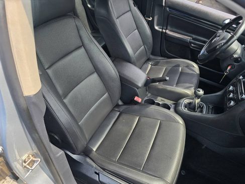 Used 2011 Volkswagen Jetta TDI FWD image 25