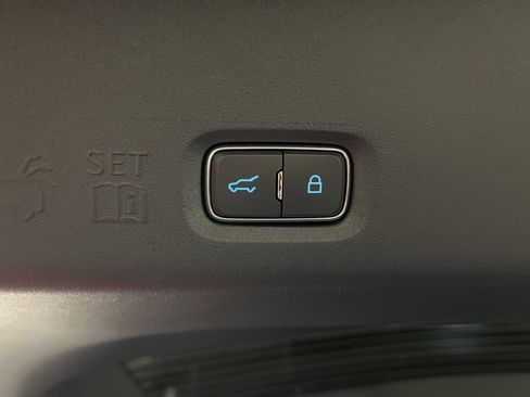 New 2025 Ford Expedition Active image 40