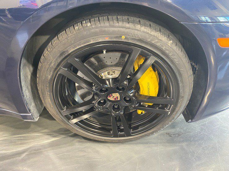 Used 2014 Porsche Panamera S RWD image 7