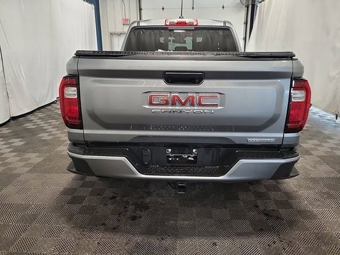 Used 2024 GMC Canyon Elevation image 3