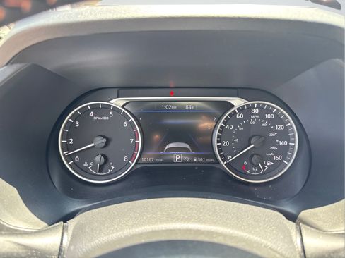 Certified 2025 Nissan Sentra SR FWD image 22