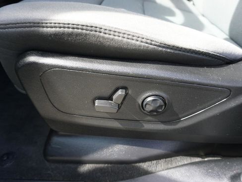 Used 2021 RAM 1500 Big Horn image 16