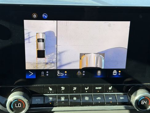 Used 2024 Chevrolet Colorado Z71 w/ Z71 Convenience Package 2 image 30