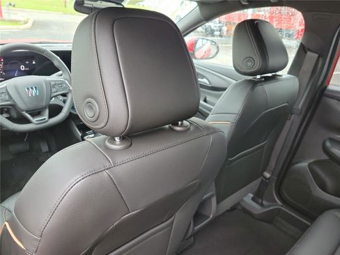New 2026 Buick Envista Avenir image 14