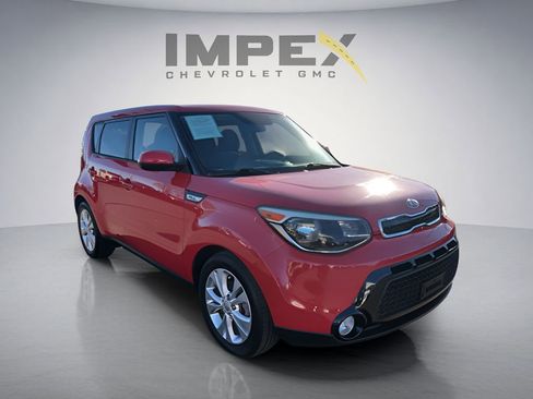 Used 2016 Kia Soul + FWD image 7