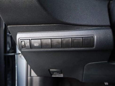 Used 2023 Toyota Corolla SE image 35