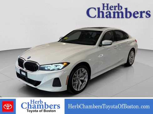 Used 2025 BMW 330i xDrive Sedan AWD/4WD image 10