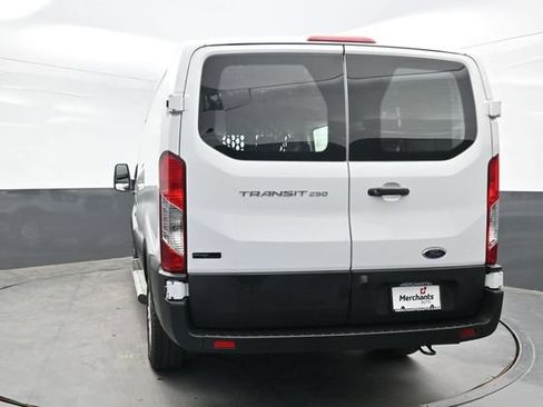 Used 2025 Ford Transit 250 Low Roof w/ Exterior Upgrade Package RWD image 5