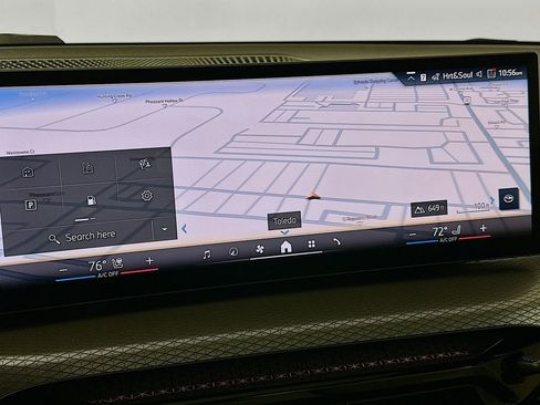 New 2026 BMW 330i xDrive Sedan w/ Premium Package image 17