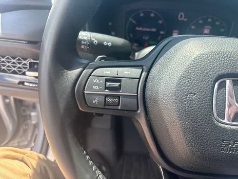 Used 2023 Honda Accord EX-L image 27