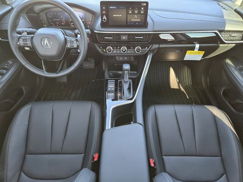 Certified 2025 Acura ADX Base image 34