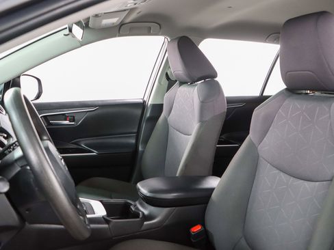 Used 2024 Toyota RAV4 XLE image 23