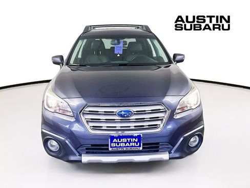 Used 2016 Subaru Outback 2.5i Limited image 2