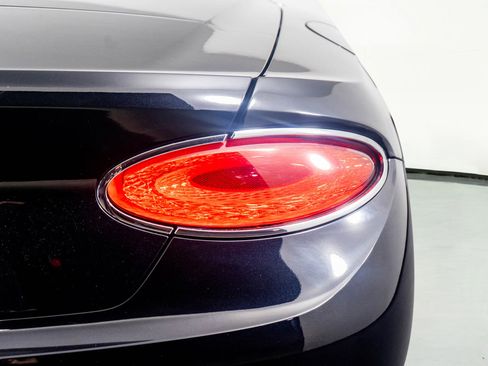 Used 2023 Bentley Continental GT V8 image 32