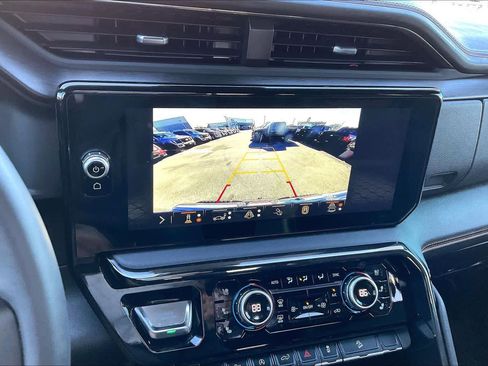 Used 2024 GMC Sierra 1500 AT4 w/ Technology Package image 26