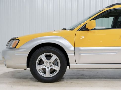 Used 2003 Subaru Baja AWD/4WD image 3