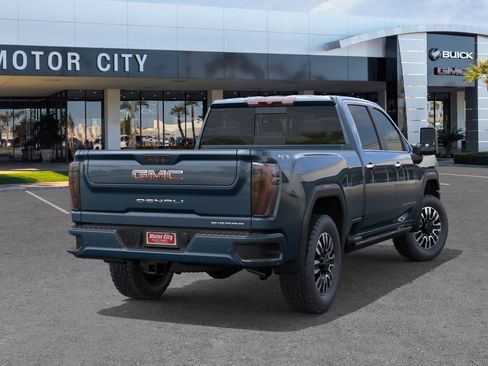 New 2026 GMC Sierra 2500 Denali Ultimate AWD/4WD image 4