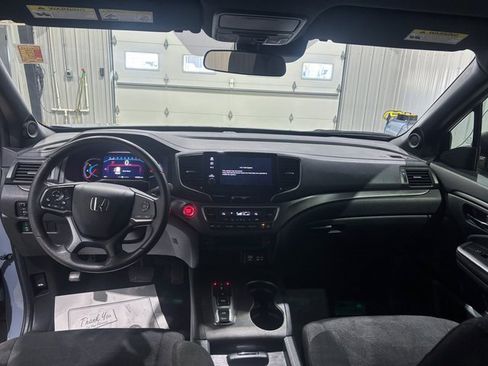 Used 2022 Honda Pilot Sport image 23