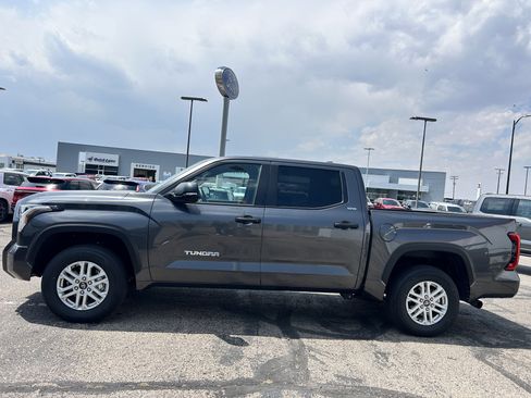 Used 2026 Toyota Tundra SR5 w/ SR5 Convenience Package AWD/4WD image 2