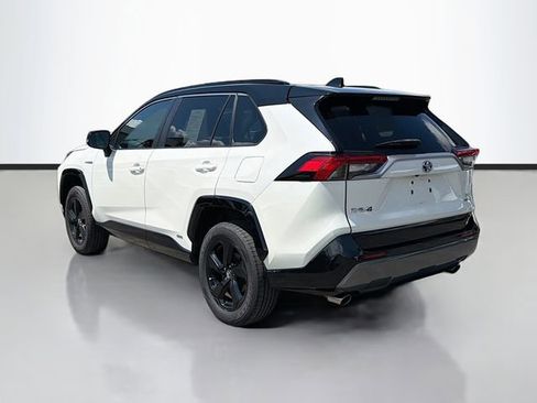 Used 2021 Toyota RAV4 XSE AWD/4WD image 5
