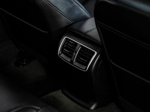 Used 2019 Acura TLX w/ Technology Package FWD image 38