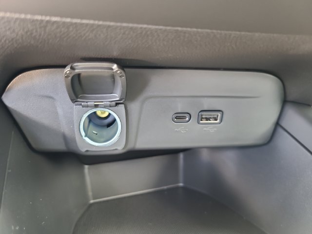 New 2026 Chevrolet Trax LS FWD image 31