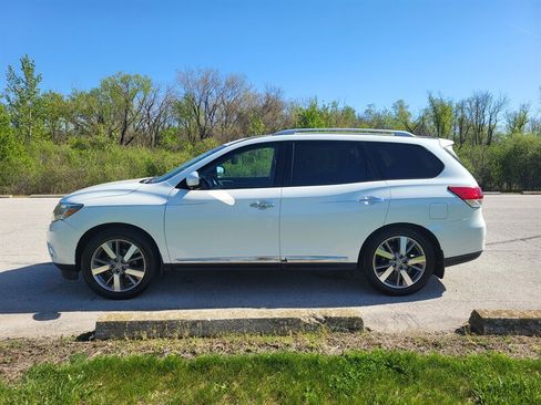 Used 2015 Nissan Pathfinder Platinum w/ Cargo Package AWD/4WD image 3