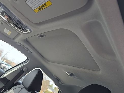 New 2026 Hyundai Elantra Limited FWD image 38