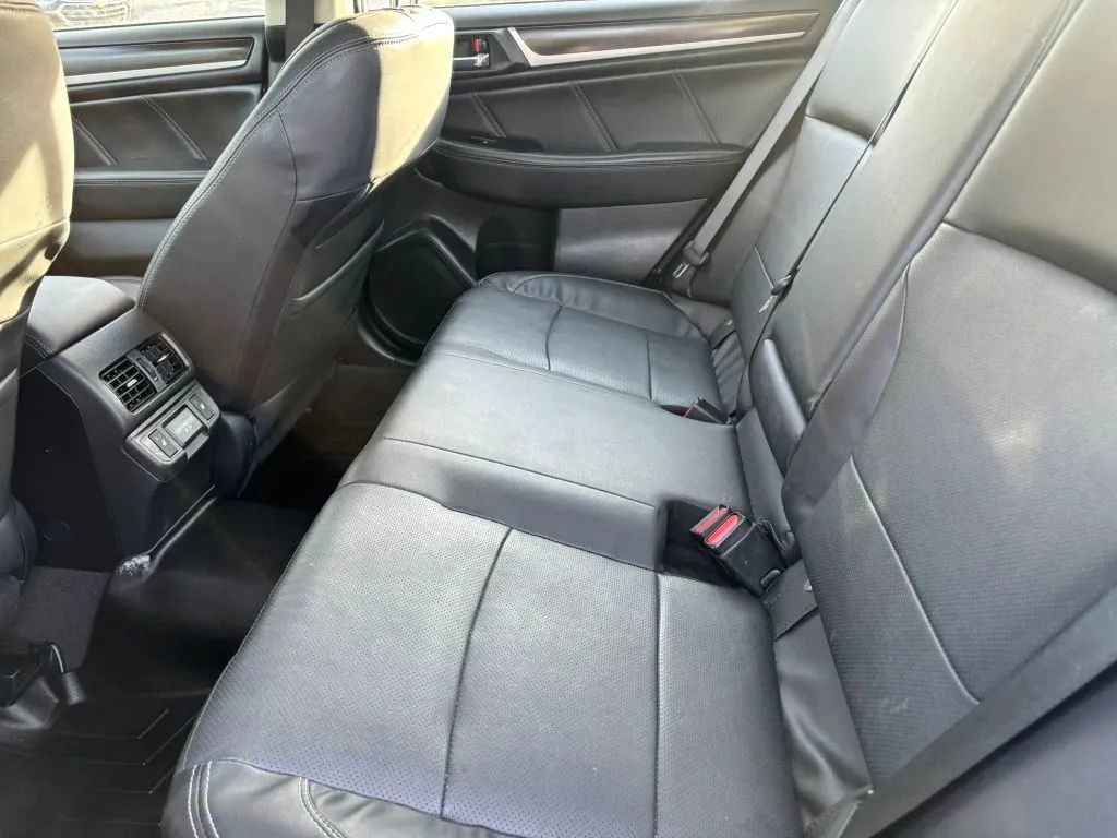 Used 2018 Subaru Legacy 2.5i Limited AWD/4WD image 12