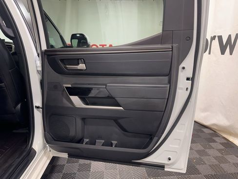 Used 2025 Toyota Tundra Limited image 14