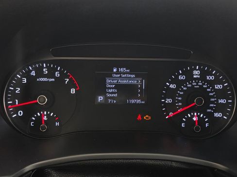 Used 2020 Kia Soul EX FWD image 25