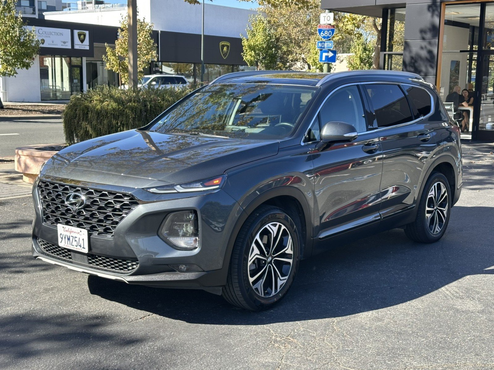 Used 2020 Hyundai Santa Fe Limited AWD/4WD image 3