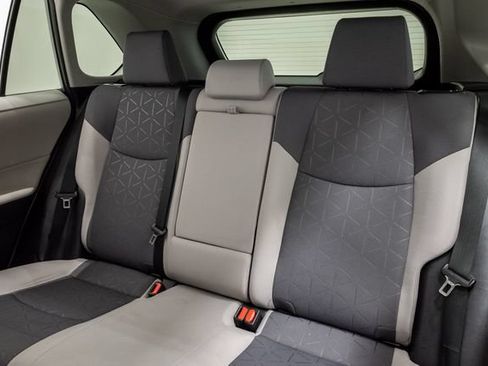 Used 2020 Toyota RAV4 XLE w/ Convenience Package FWD image 24