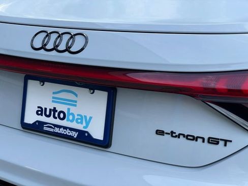 Used 2023 Audi RS e-tron GT w/ Ceramic Brake Package AWD/4WD image 18