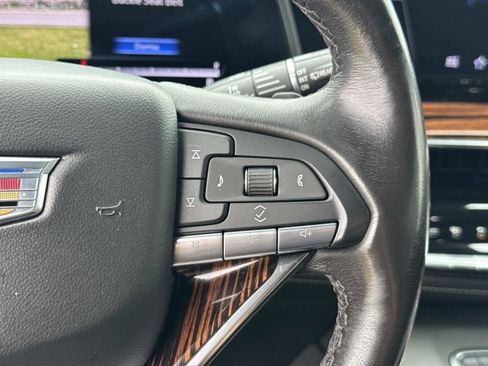 Used 2023 Cadillac Escalade ESV Premium Luxury AWD/4WD image 32