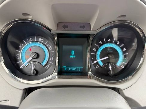 Used 2010 Buick LaCrosse CXL FWD image 23