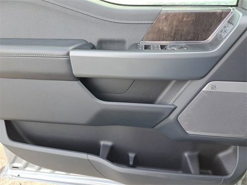 Used 2022 Ford F150 Lariat w/ Equipment Group 502A High image 20