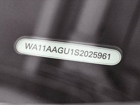 Used 2025 Audi Q5 Premium w/ Convenience Package image 26